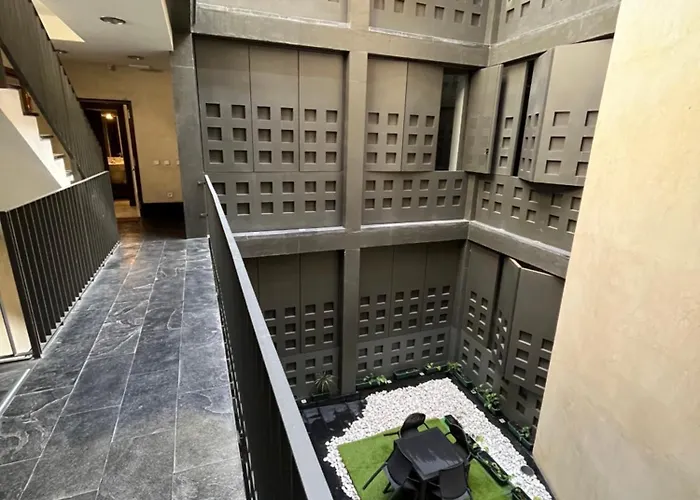 Center Confort 7 * Sevilla